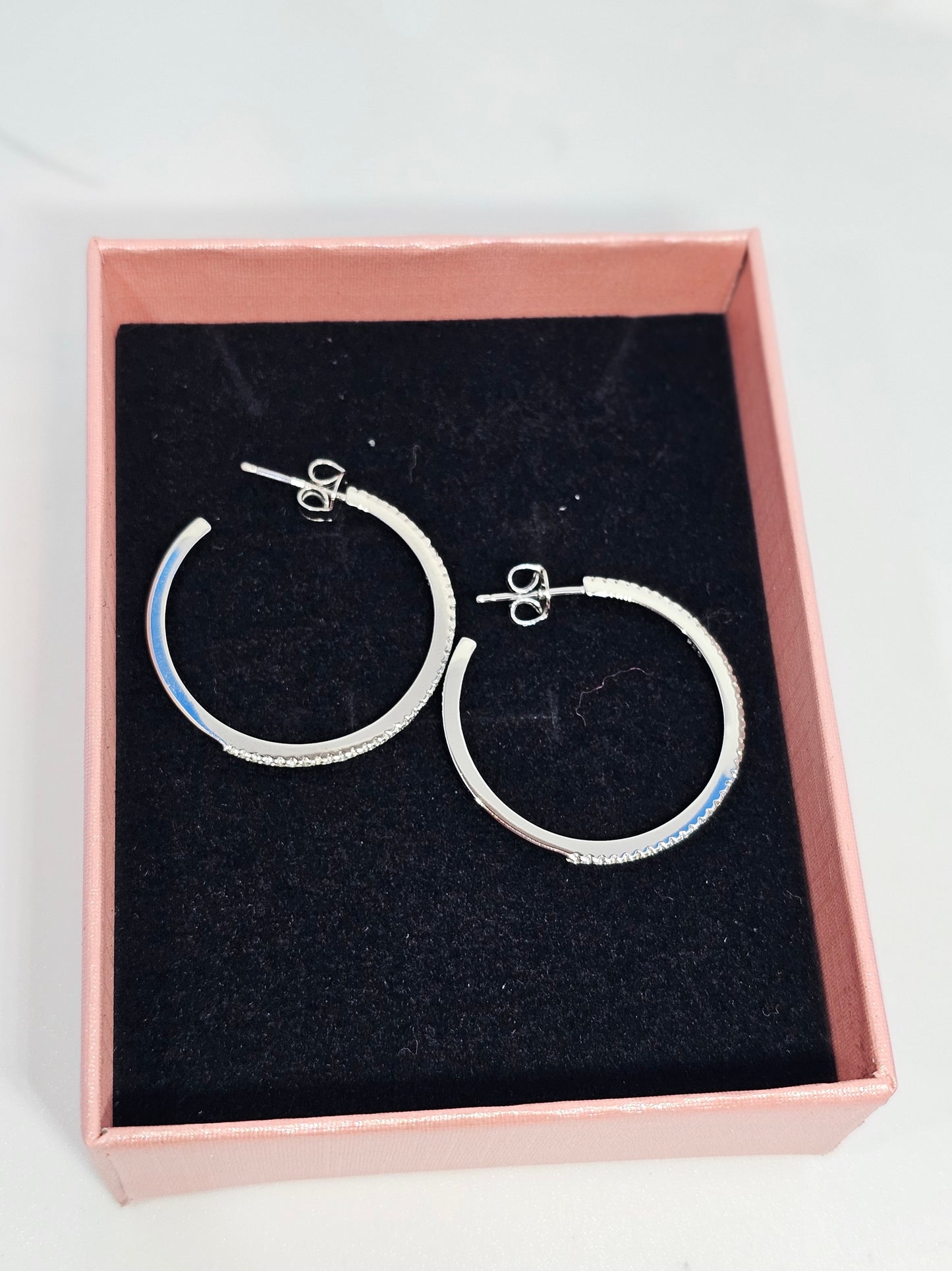 Elegant cubic zirconia earrings