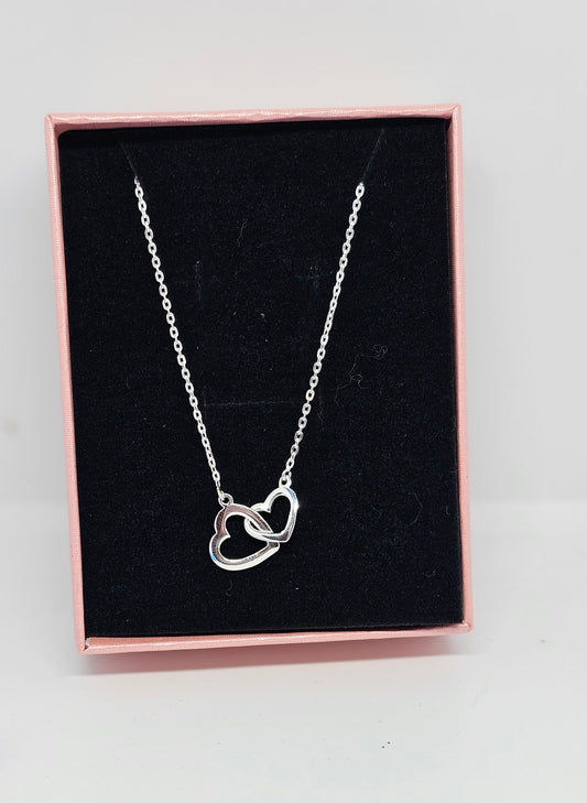 Linked heart necklace